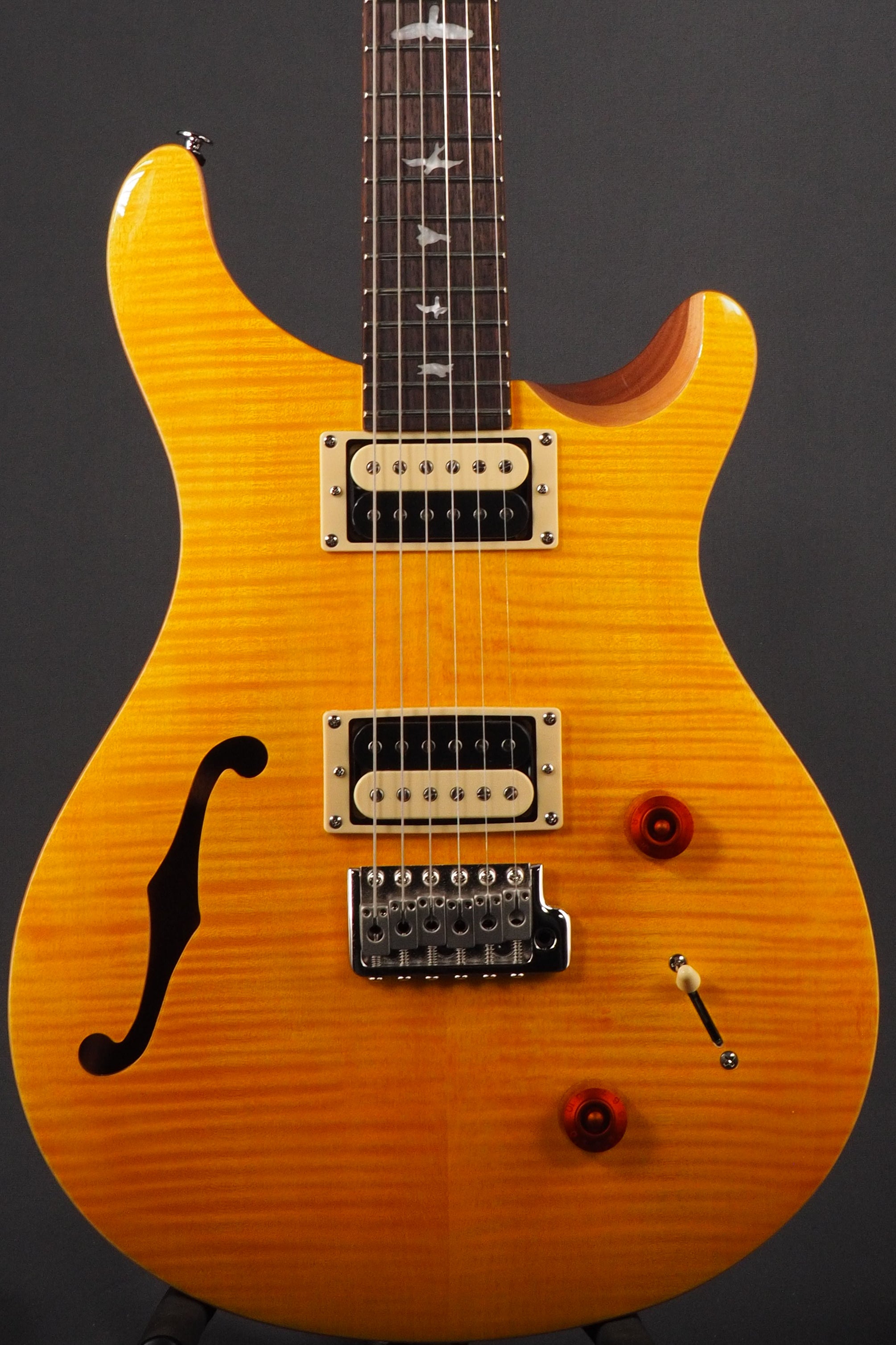 SE Custom 22 Semi-Hollow - Santana Yellow