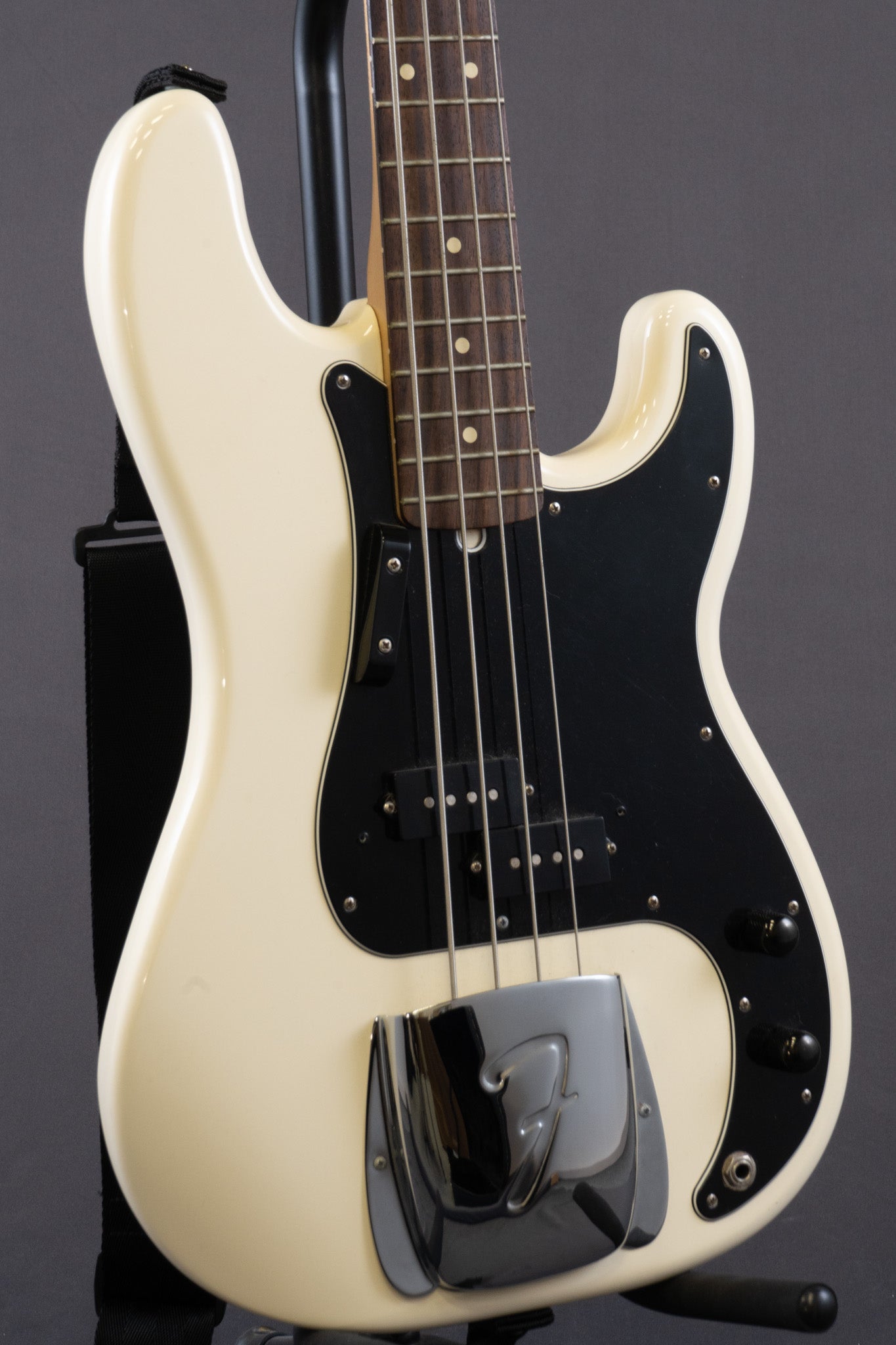 Partscaster Precision Bass - White