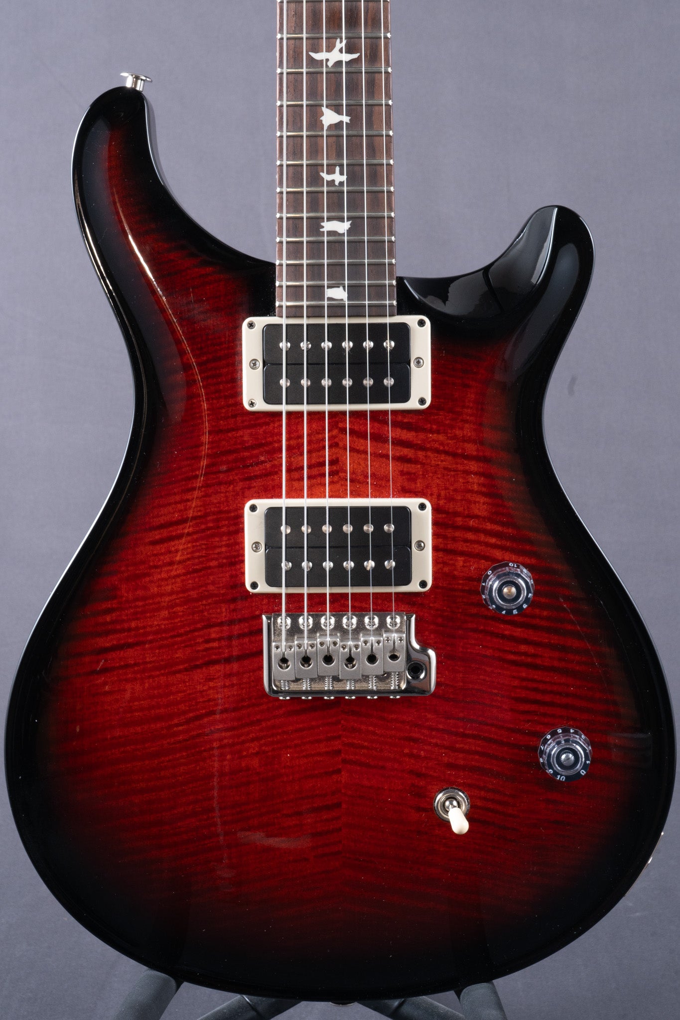 CE 24 - Scarlet Smokeburst