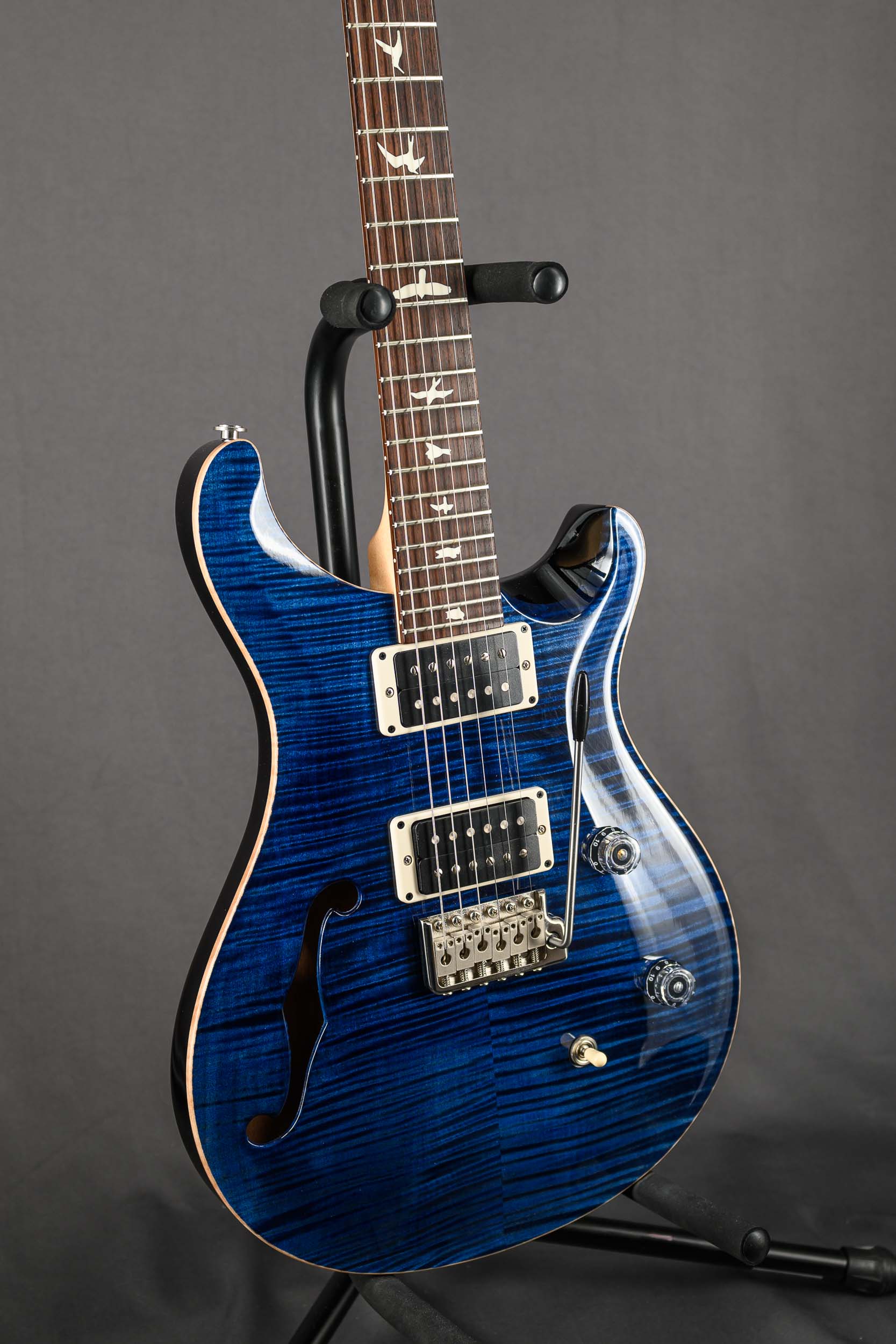 CE 24 - Blue Matteo