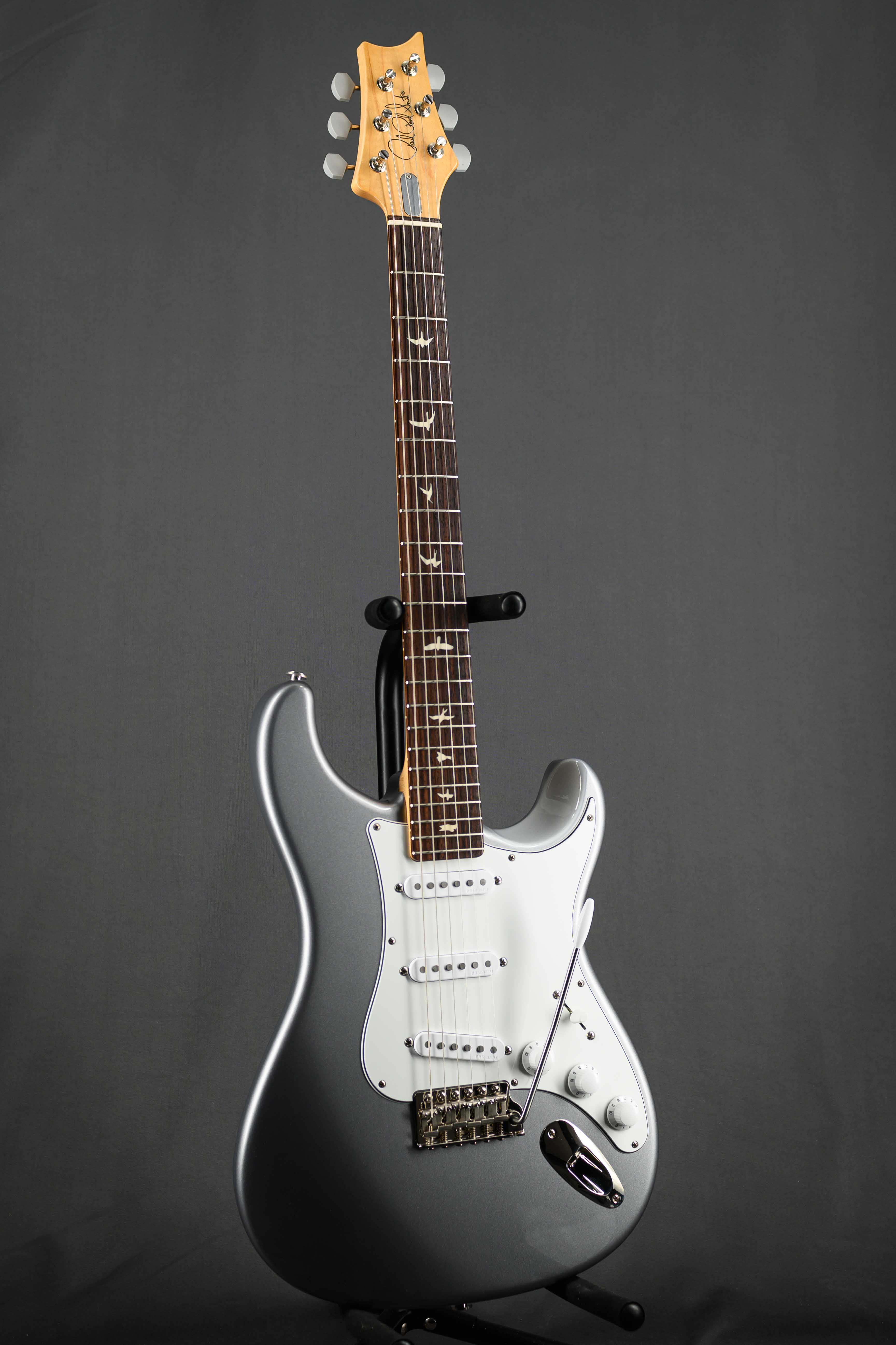 Silver Sky - Tungsten with Rosewood Fingerboard