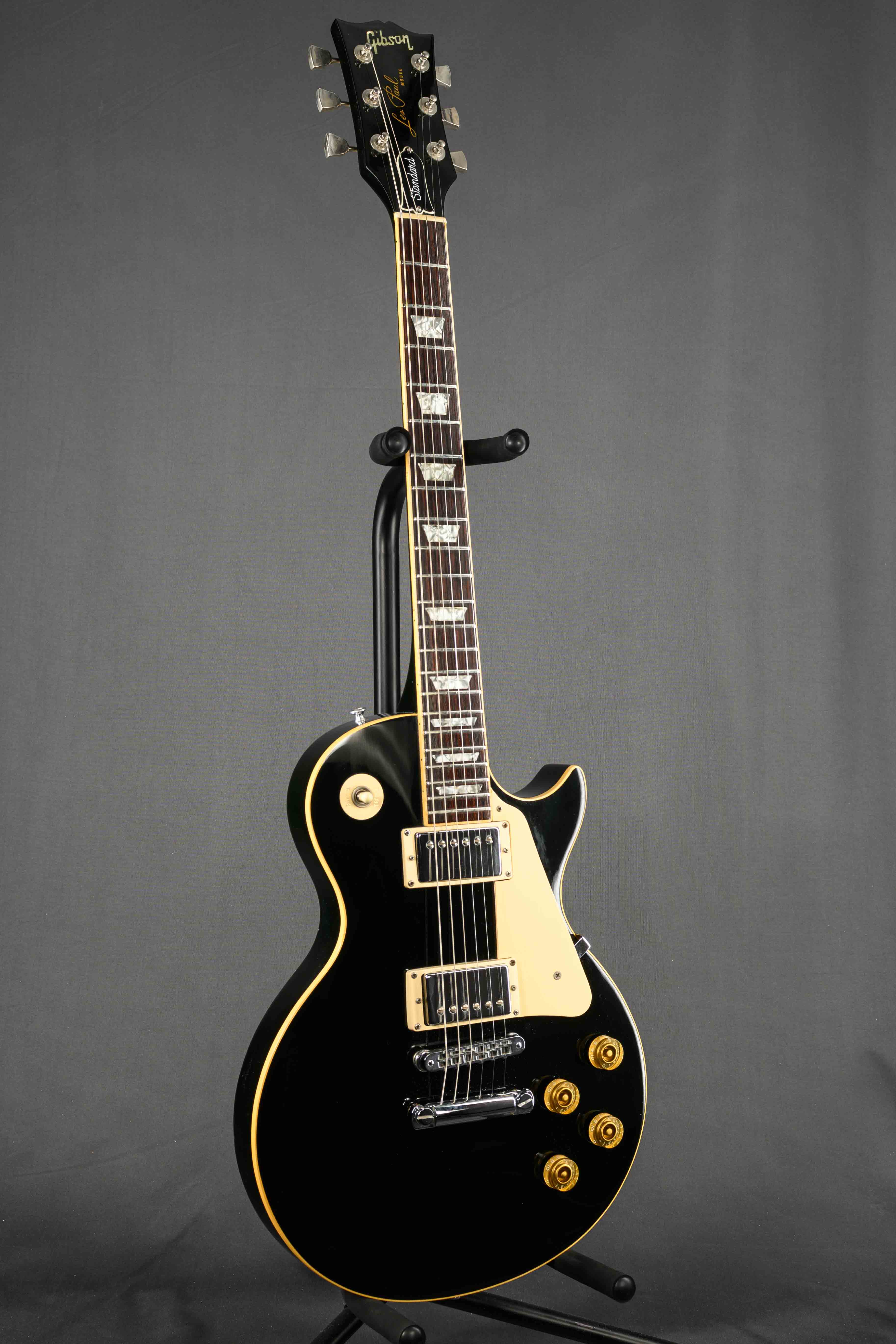 1979 Les Paul Standard -  Black