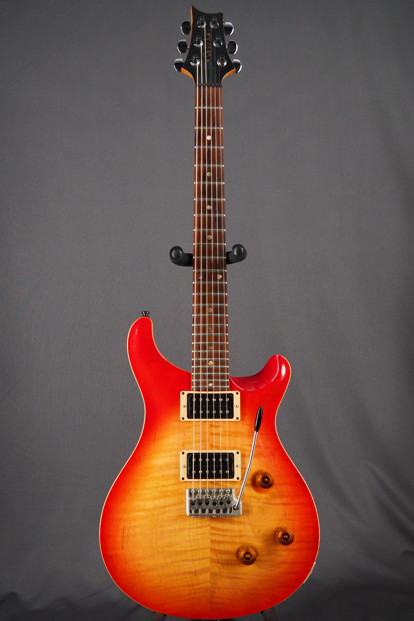 1990 CE-3 - Cherry Sunburst