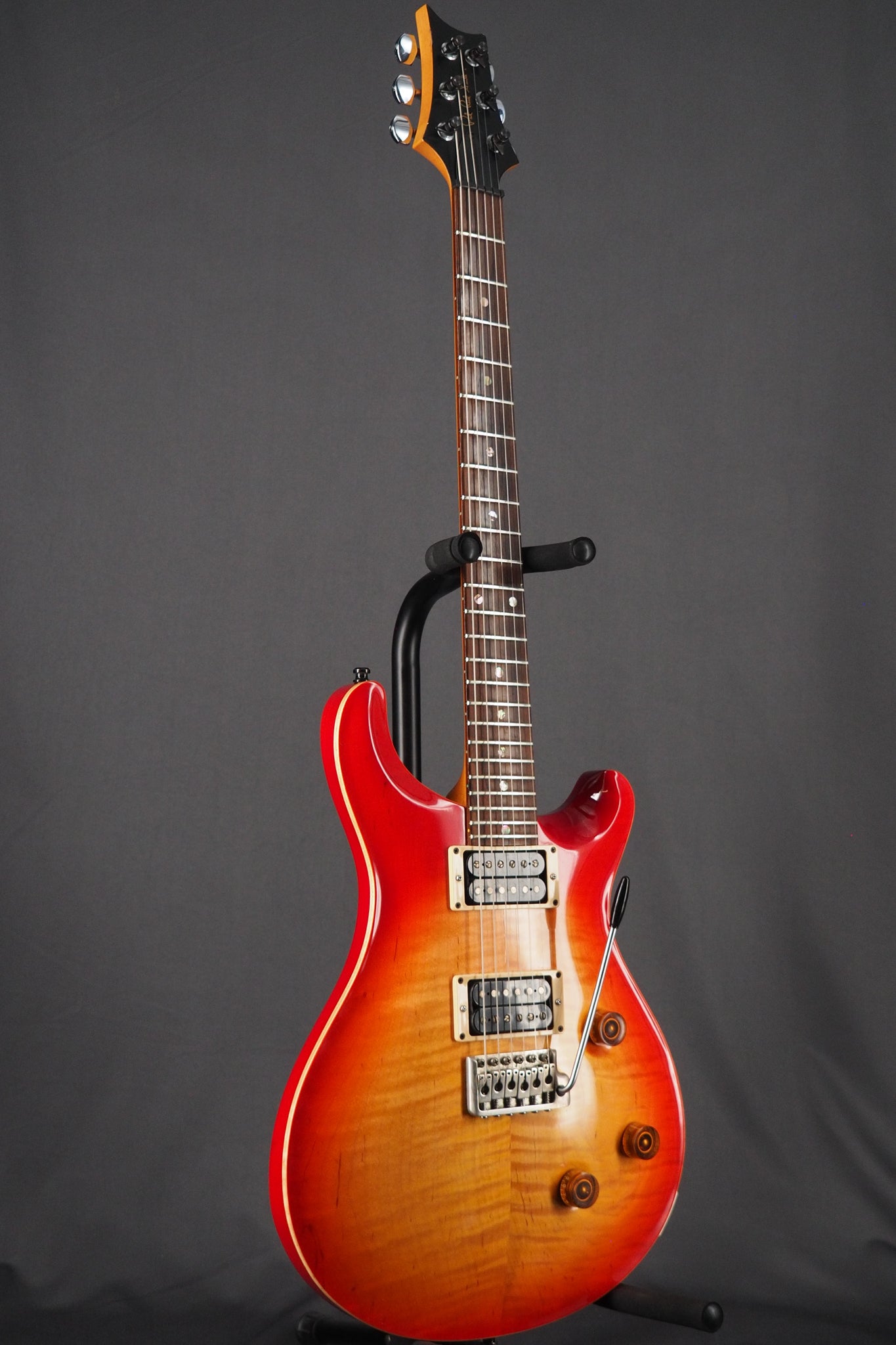 1990 CE-3 - Cherry Sunburst