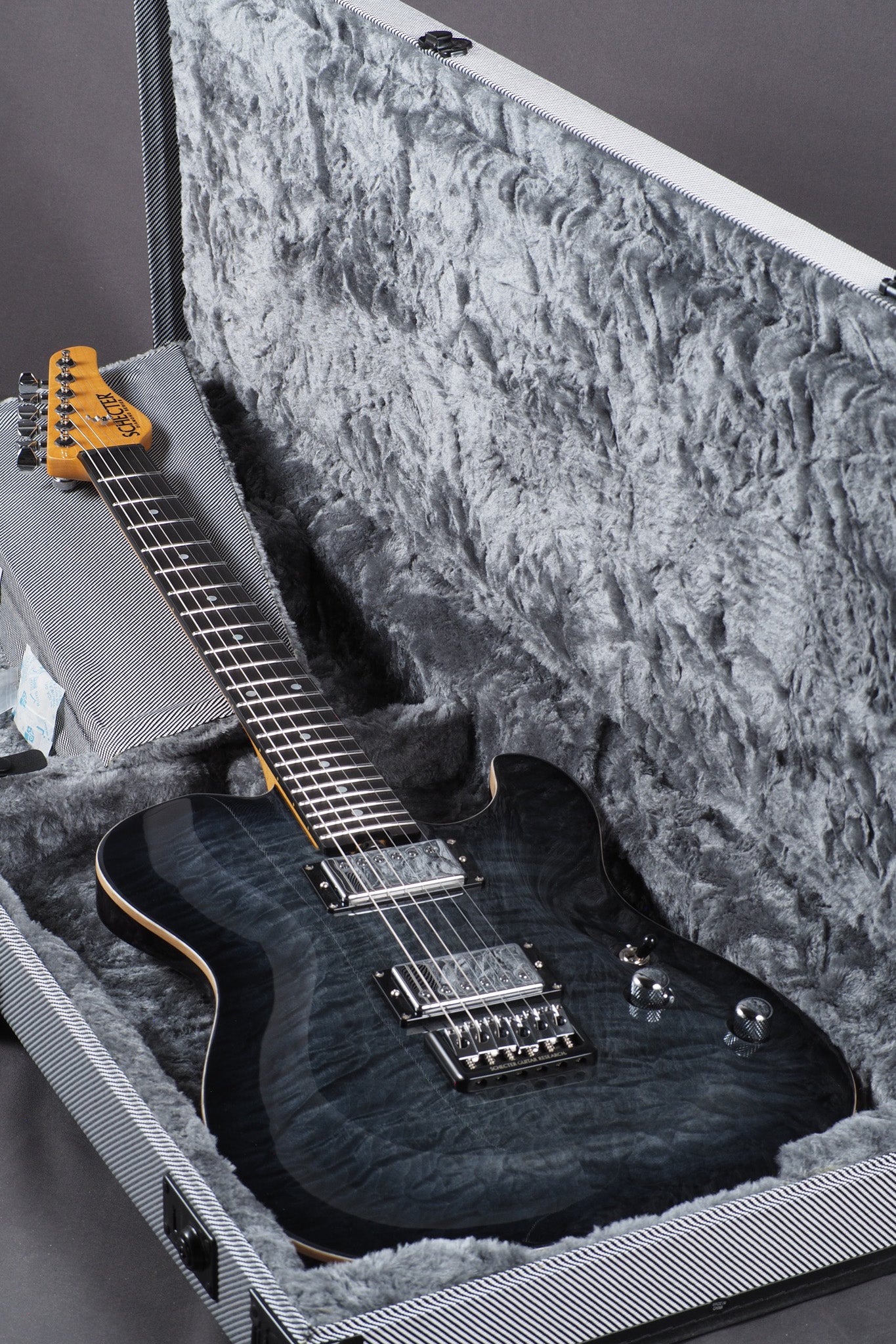 PT Classic - Transparent Black Burst