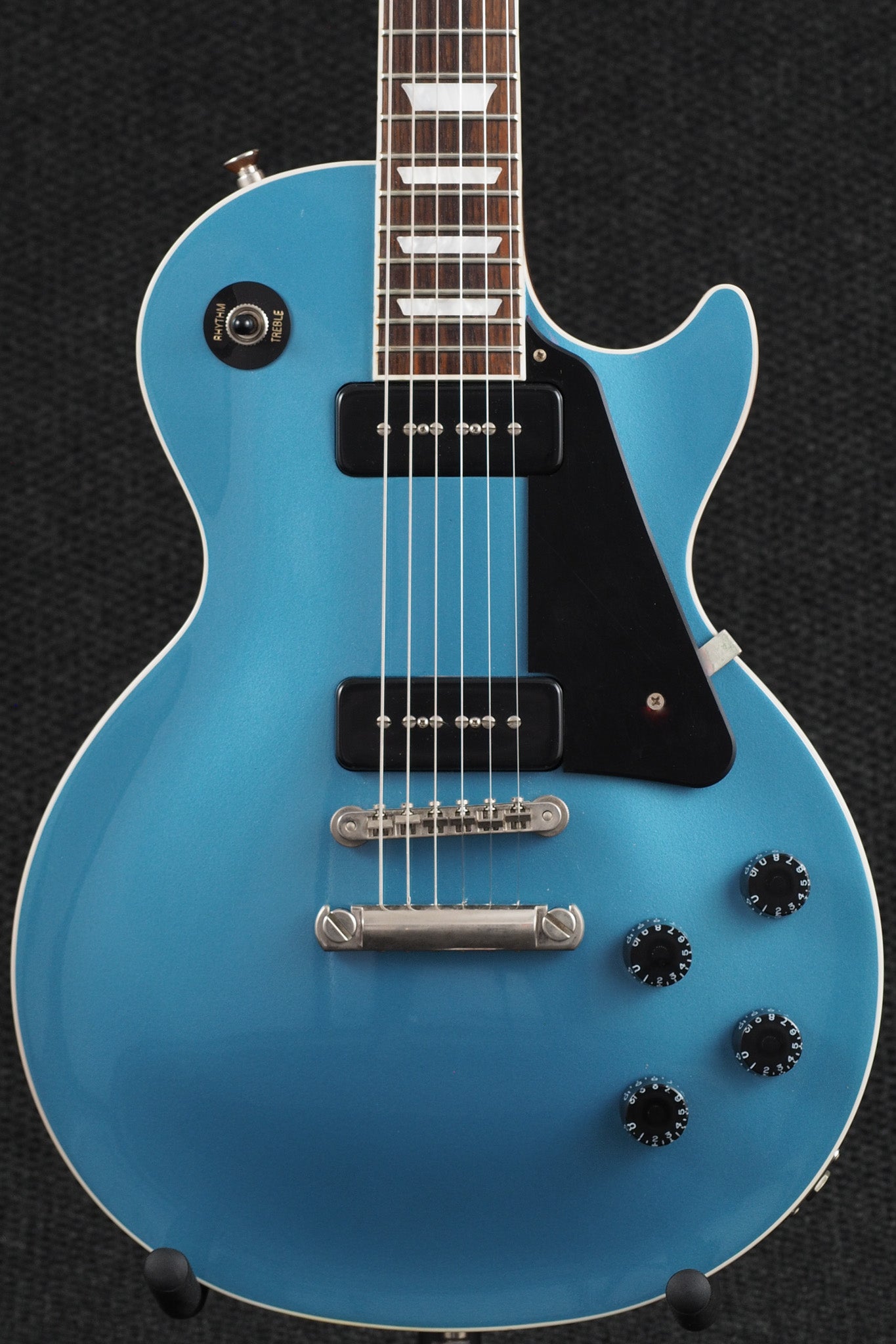 Les Paul Classic with P90's - Pelham Blue