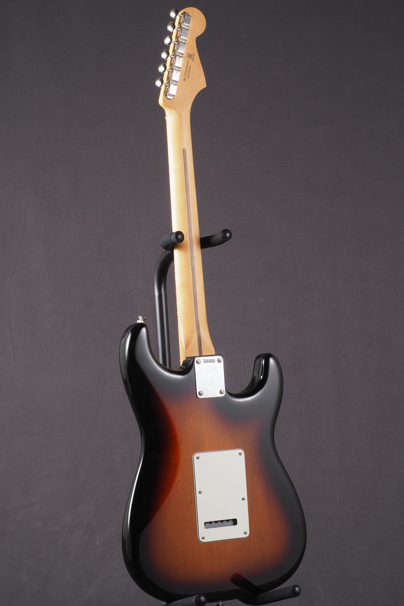 Player II Stratocaster Left Handed - 3 Tone Sunburst