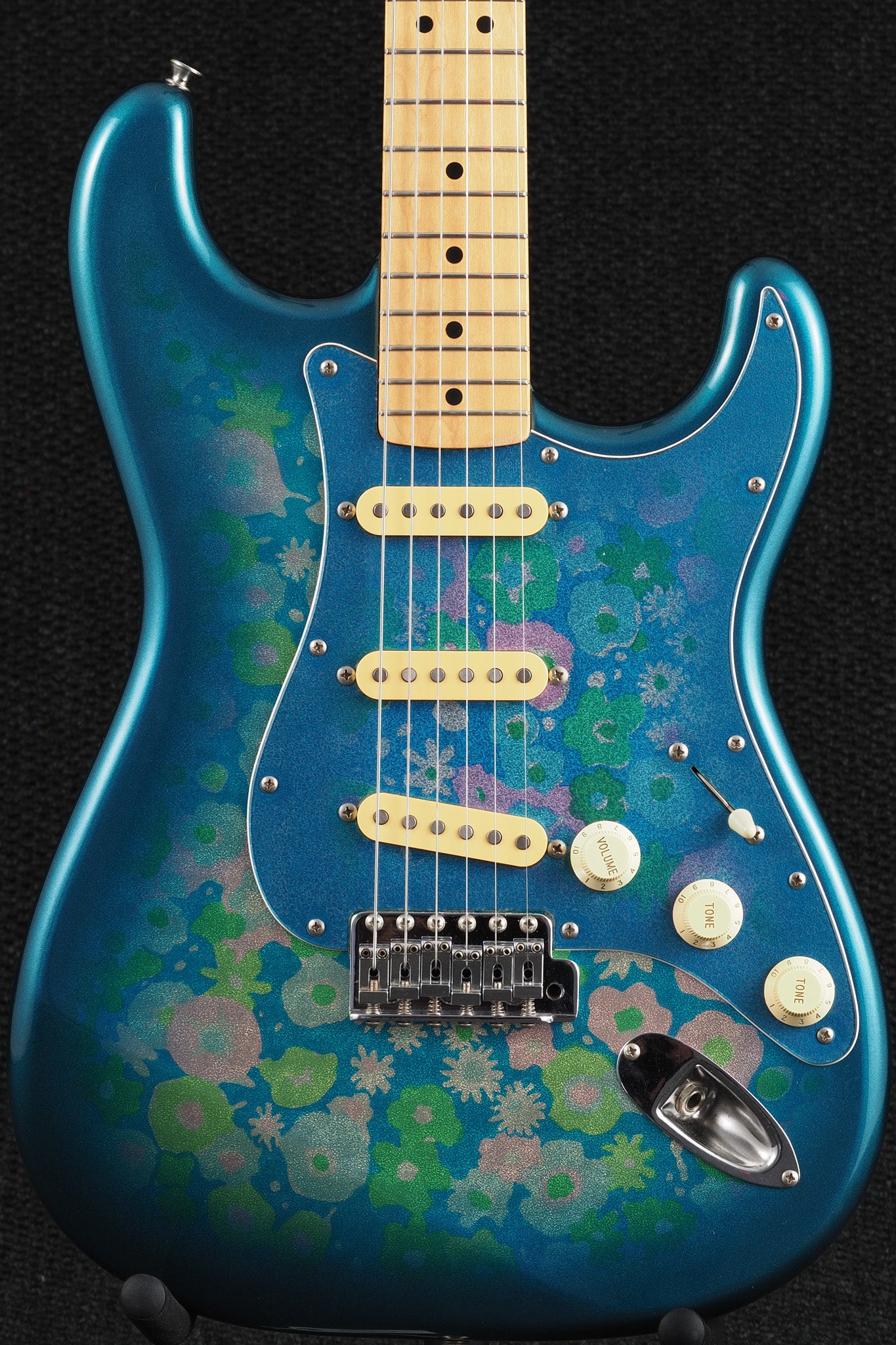 1986 MIJ Stratocaster ST-72 PEX - Blue Floral