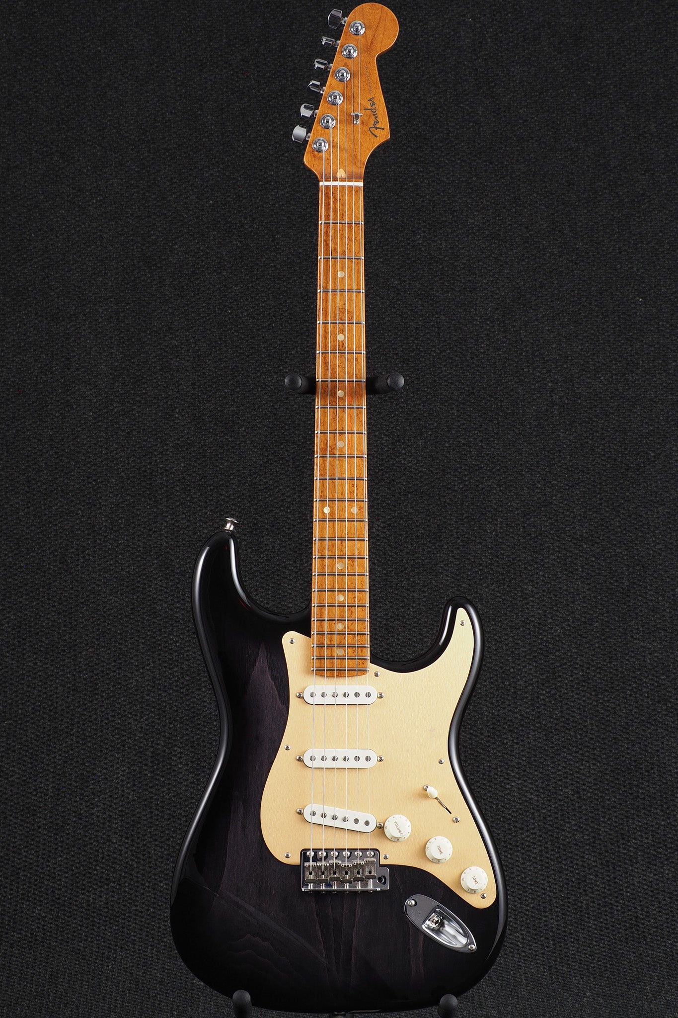 Stratocaster with Roasted Curly Maple neck, NOS Aged - Transparent Black