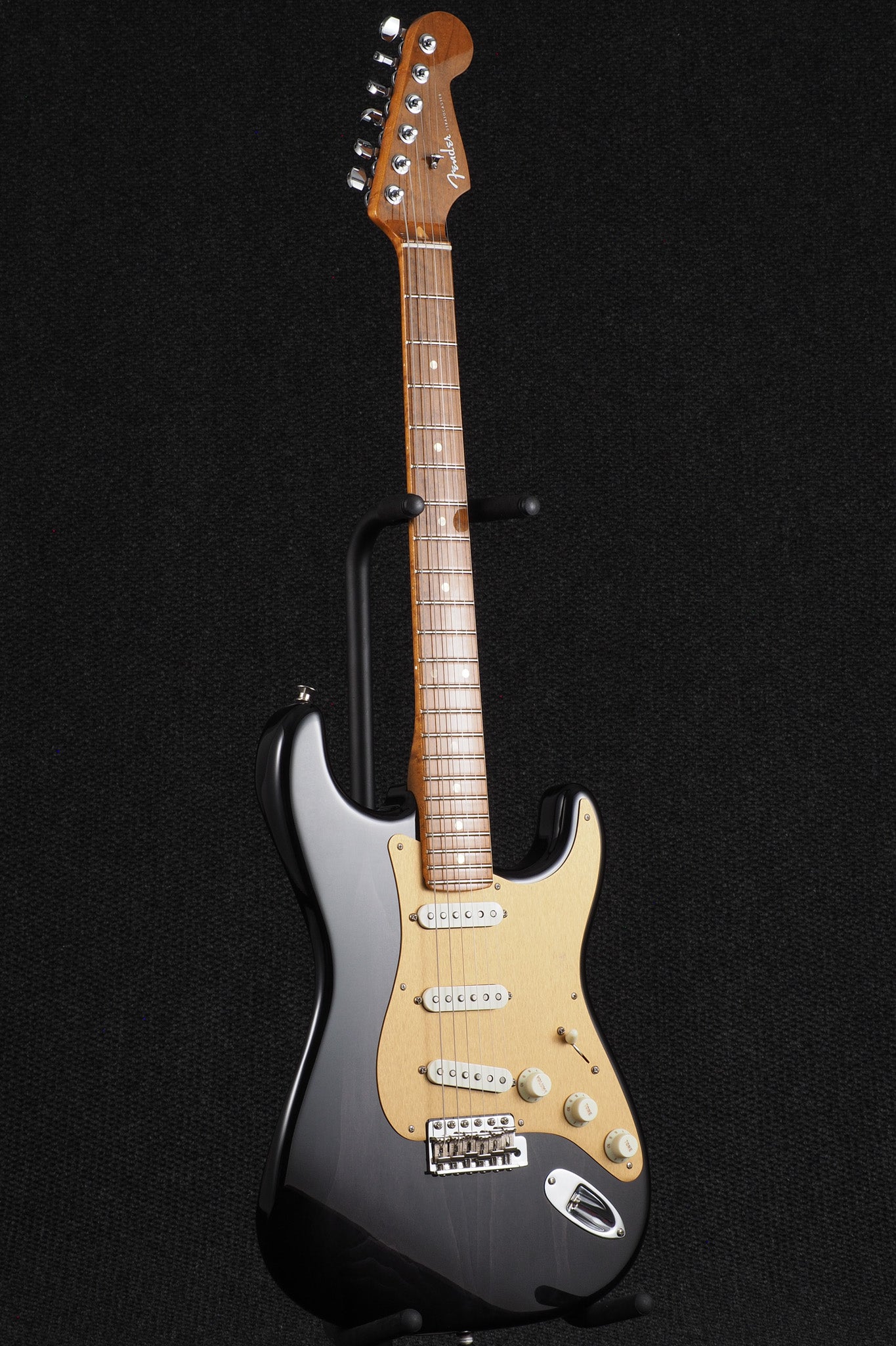 Stratocaster with Roasted Curly Maple neck, NOS Aged - Transparent Black