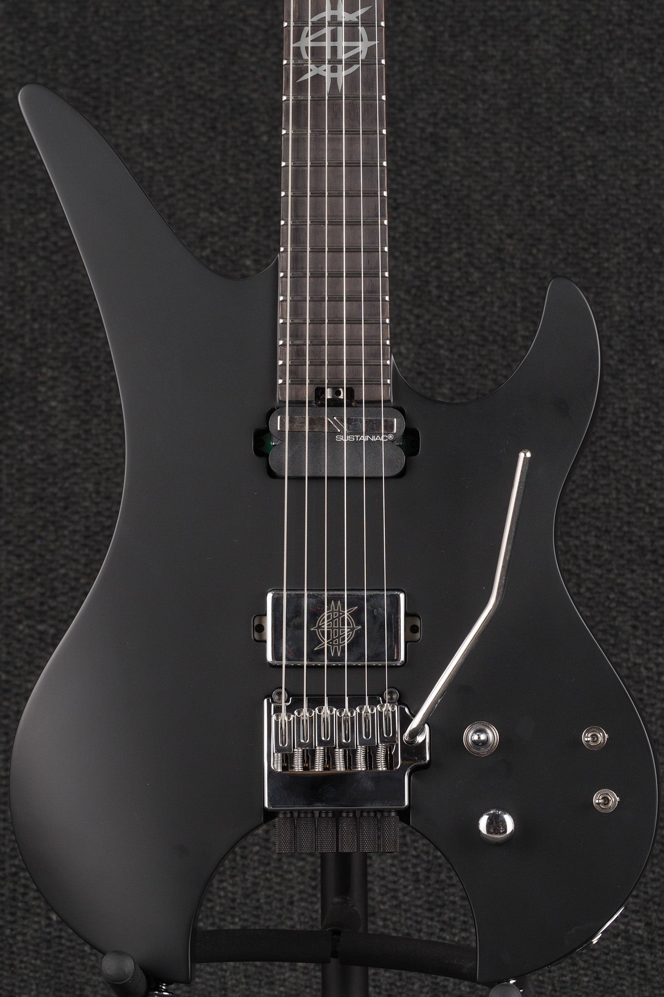 Synyster Gates Custom- 6 TR-S Headless -  Black