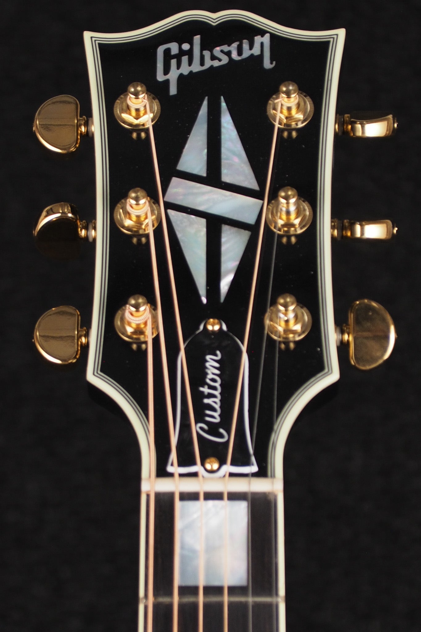 Hummingbird Custom - Ebony