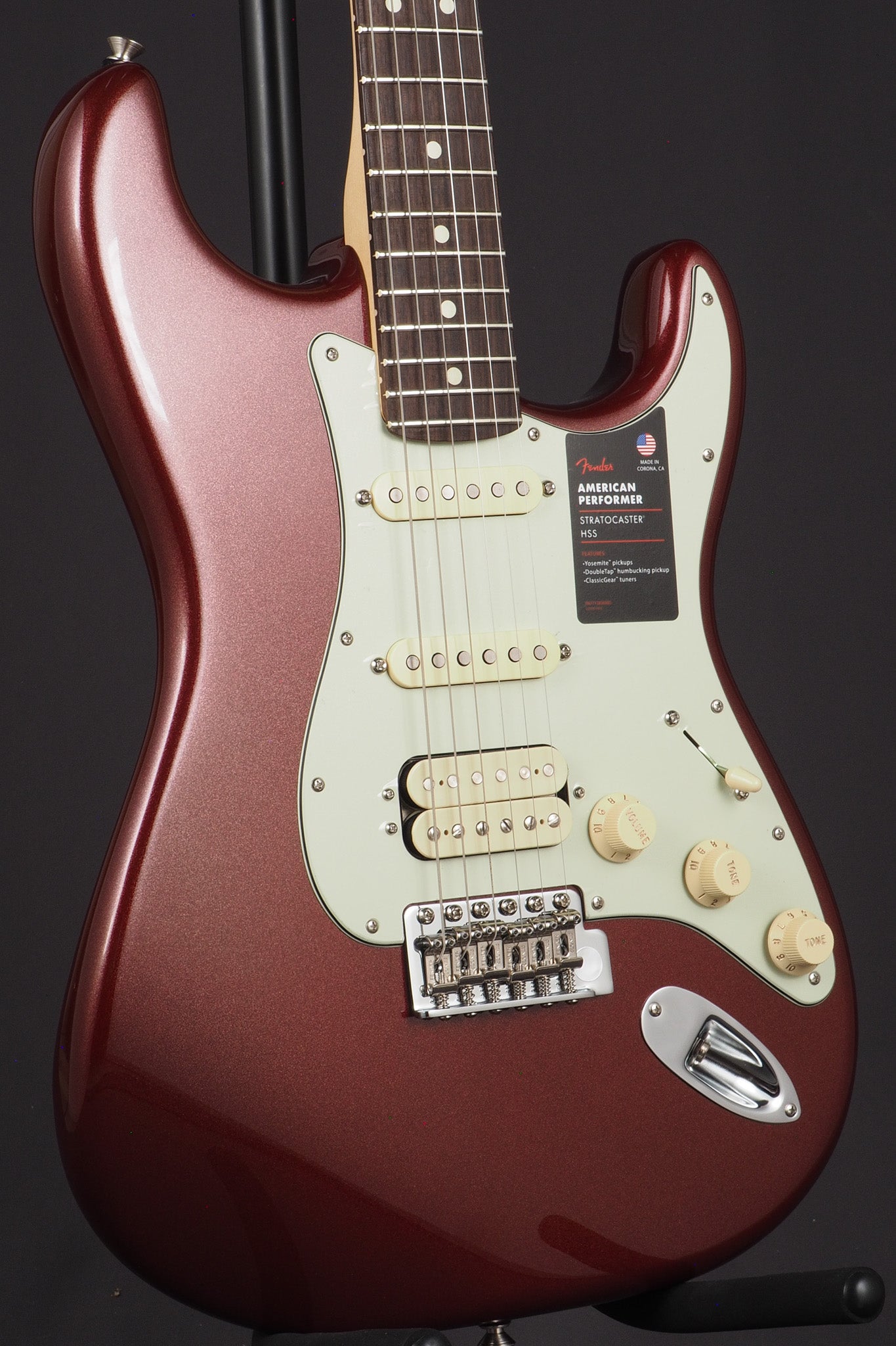 American Performer Stratocaster HSS - Aubergine