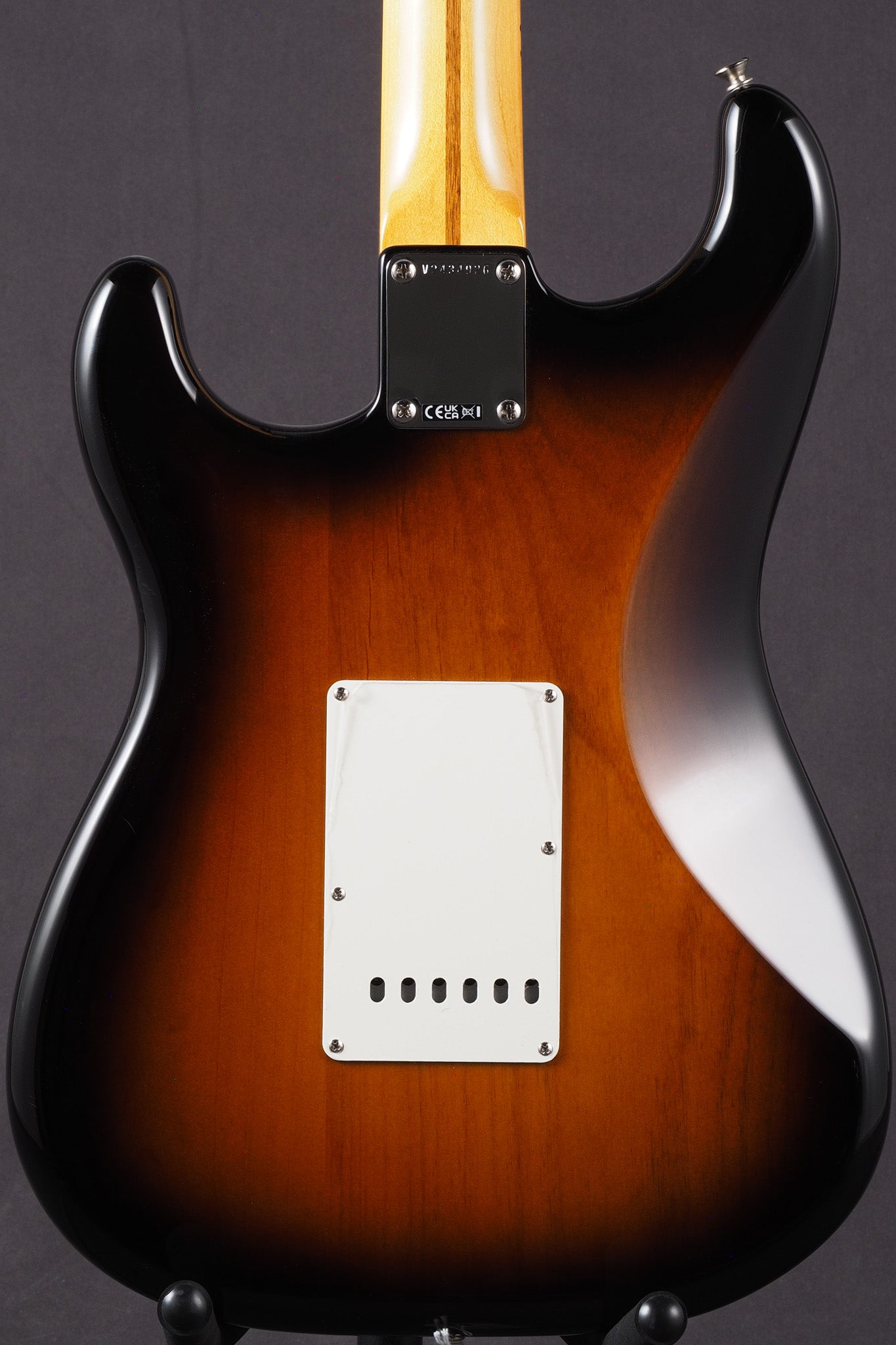 '57 American Vintage II Stratocaster - 2-Color Sunburst